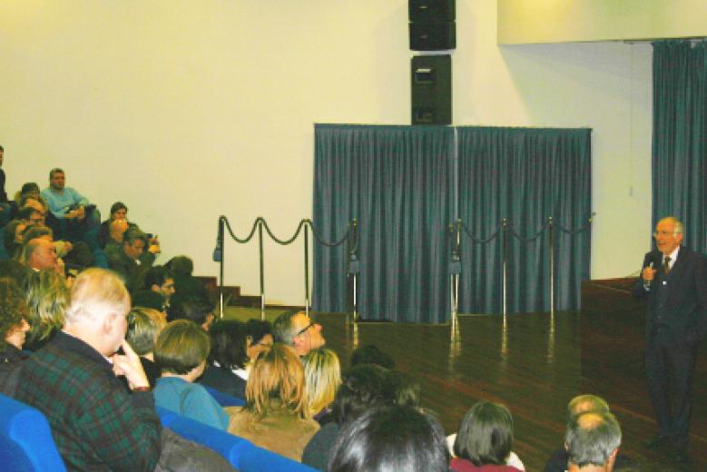 Mestre, un momento dell'incontro con il personale provinciale all'auditorium della Provincia